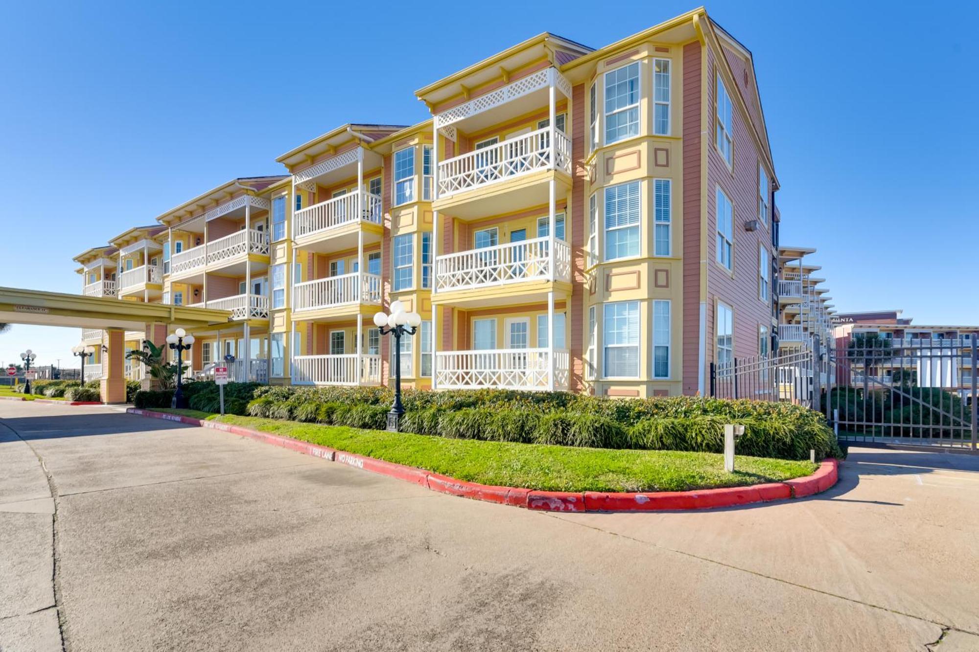 Coastal Galveston Condo Walk To Shoreline! Eksteriør billede